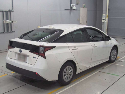 2019 Toyota Prius ZVW51[1]