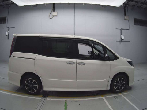 2018 Toyota Noah ZRR80W[2]