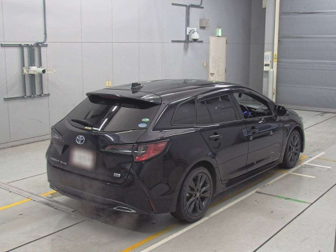 2020 Toyota Corolla Touring Wagon ZWE211W[1]