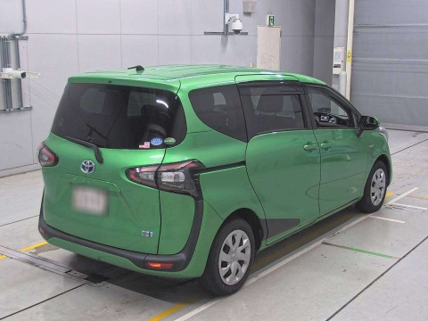 2015 Toyota Sienta NHP170G[1]