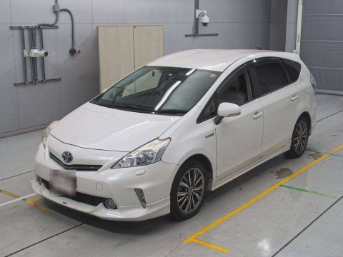 2012 Toyota Prius alpha ZVW40W[0]