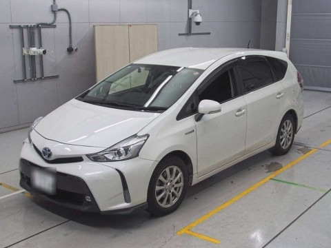 2014 Toyota Prius alpha ZVW41W[0]