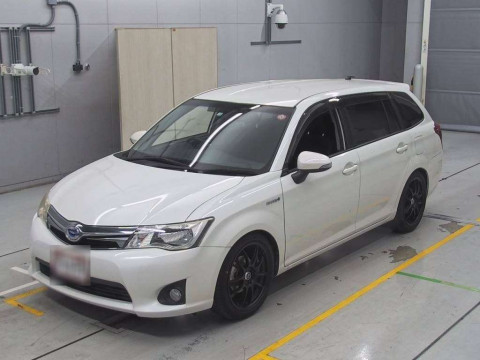 2013 Toyota Corolla Fielder NKE165G[0]