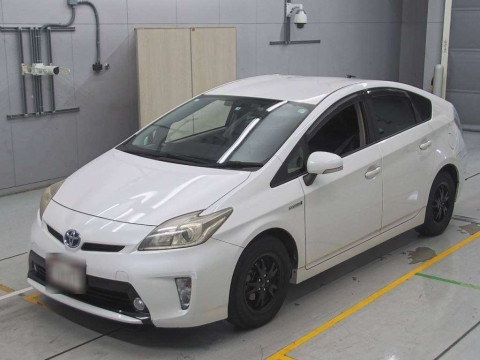 2013 Toyota Prius ZVW30[0]