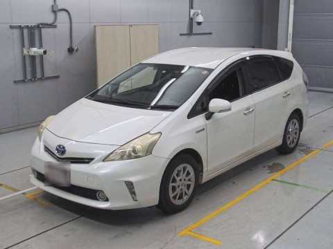 2013 Toyota Prius alpha ZVW40W[0]