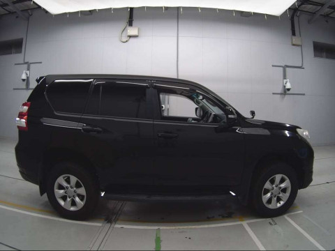 2012 Toyota Land Cruiser Prado TRJ150W[2]