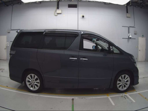 2009 Toyota Vellfire GGH20W[2]