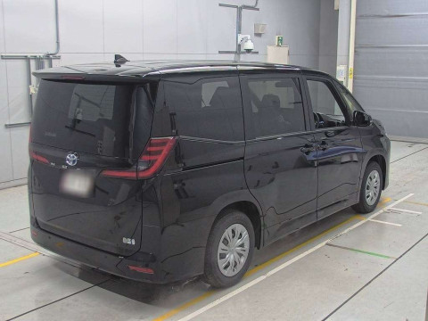 2024 Toyota Noah ZWR90W[1]