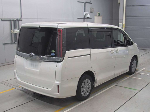 2018 Toyota Noah ZRR80G[1]