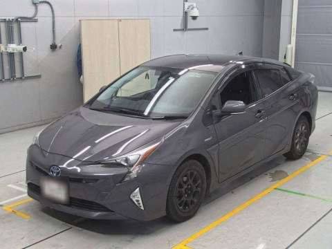 2017 Toyota Prius ZVW51[0]