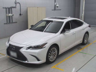 2019 Lexus ES