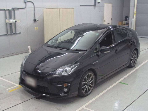 2015 Toyota Prius ZVW30[0]