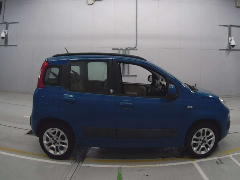 2013 Fiat Panda 13909[2]