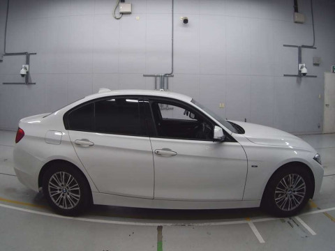 2014 BMW 3 Series 3B20[2]