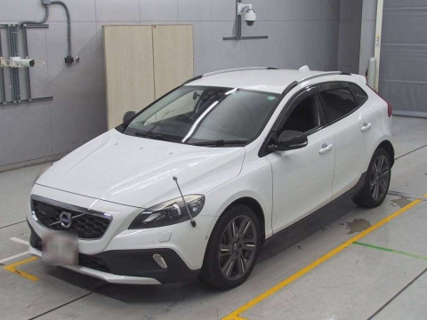 2016 Volvo V40 MB420XC[0]