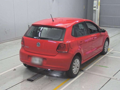 2010 Volkswagen Polo 6RCGG[1]