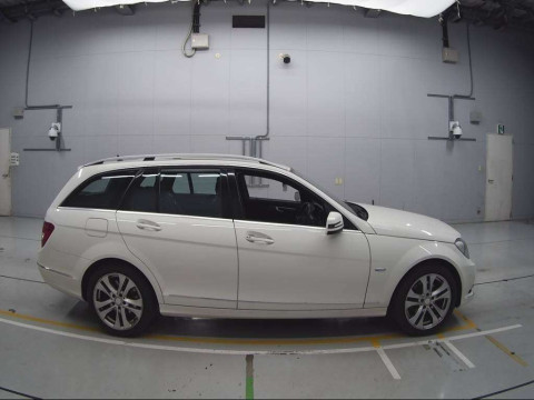 2011 Mercedes Benz C CLASS STATION WAGON 204248[2]