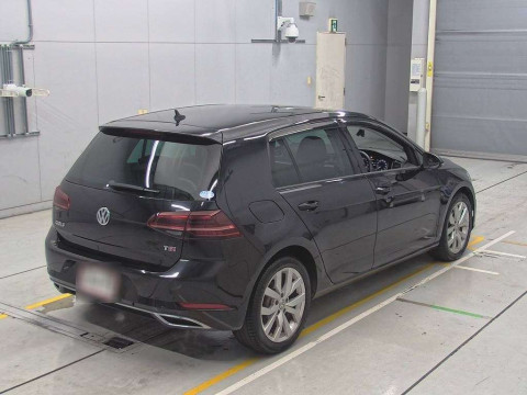 2018 Volkswagen Golf AUCPT[1]