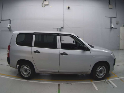 2017 Toyota Probox NCP160V[2]