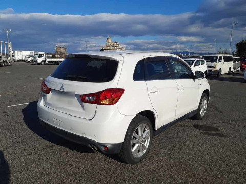 2014 Mitsubishi RVR GA4W[1]