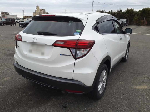 2015 Honda VEZEL RU3[1]