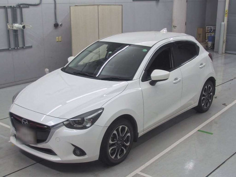 2016 Mazda Demio DJ5FS[0]