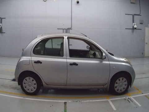 2002 Nissan March AK12[2]