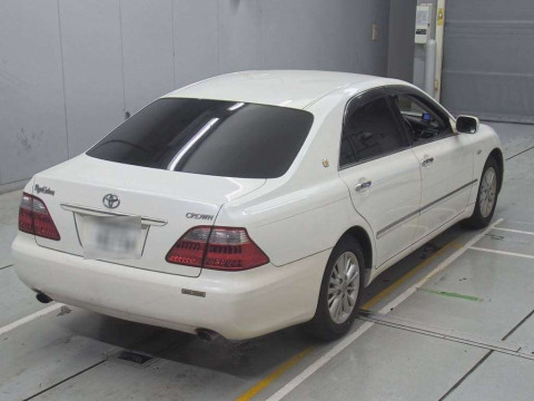 2006 Toyota Crown GRS180[1]