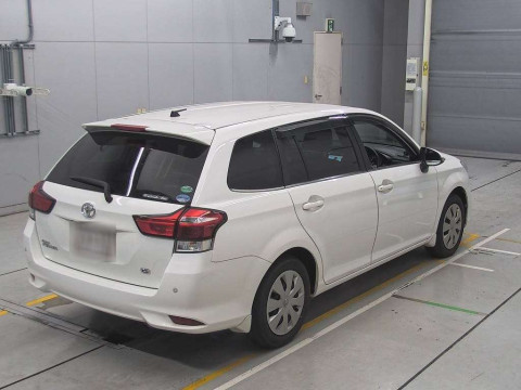 2016 Toyota Corolla Fielder NRE161G[1]