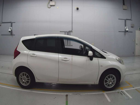 2014 Nissan Note NE12[2]