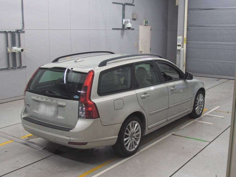 2010 Volvo V50 MB4204S[1]