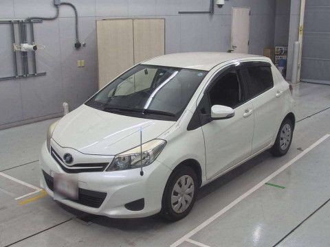 2013 Toyota Vitz KSP130[0]