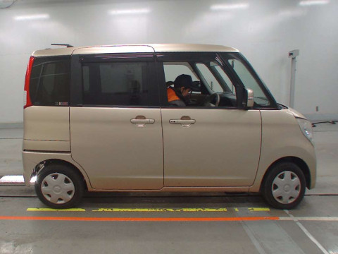 2012 Suzuki Palette MK21S[2]