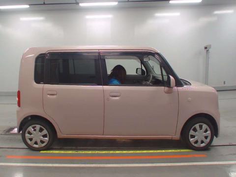 2014 Daihatsu Move Conte L575S[2]