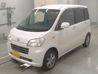 2013 Daihatsu Tanto exe