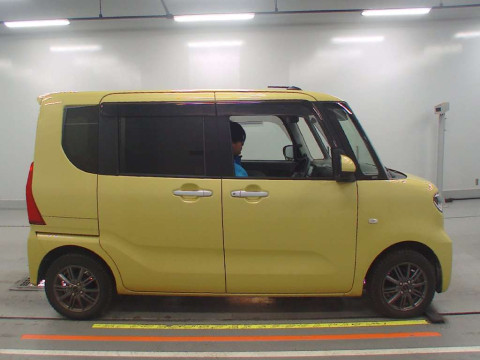 2019 Daihatsu Tanto LA650S[2]