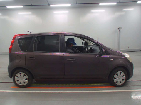 2008 Nissan Note E11[2]