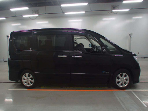 2012 Nissan Serena HFC26[2]