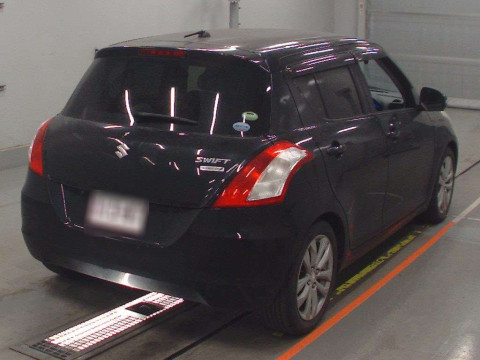 2013 Suzuki Swift ZC72S[1]