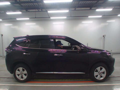 2015 Toyota Harrier ZSU65W[2]