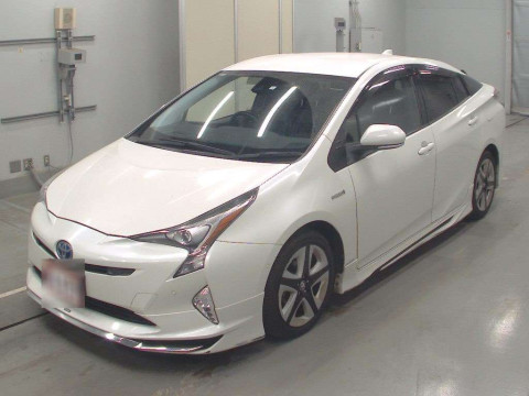 2016 Toyota Prius ZVW51[0]