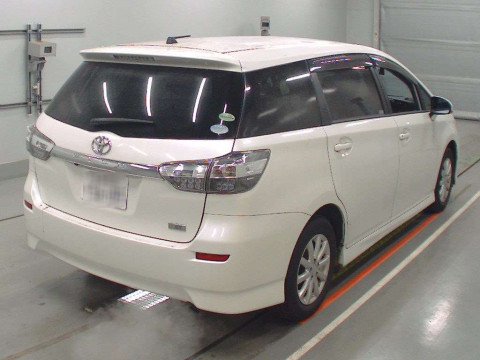 2013 Toyota Wish ZGE20G[1]