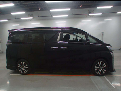 2018 Toyota Vellfire GGH30W[2]