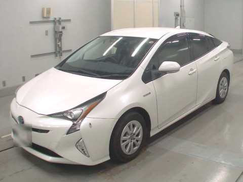 2018 Toyota Prius ZVW50[0]