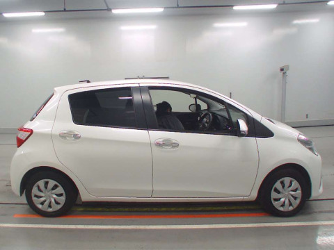 2019 Toyota Vitz KSP130[2]