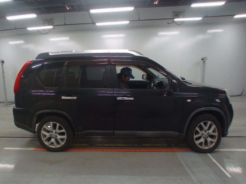 2011 Nissan X-Trail NT31[2]