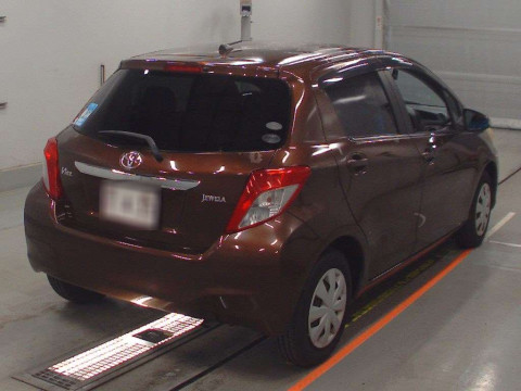 2012 Toyota Vitz KSP130[1]