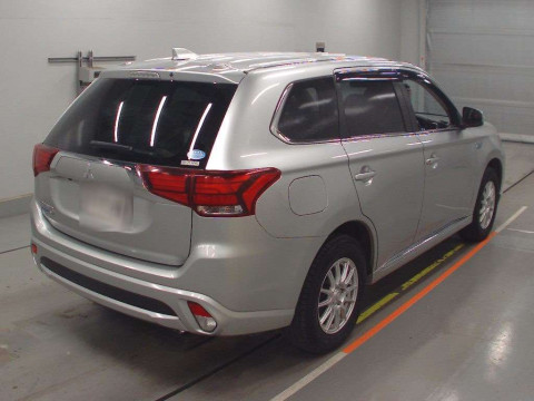 2017 Mitsubishi Outlander PHEV GG2W[1]