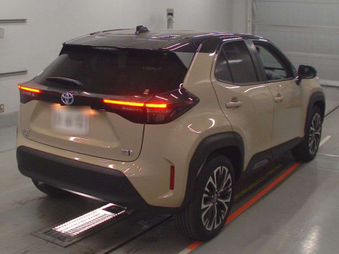 2022 Toyota YARIS CROSS MXPJ10[1]