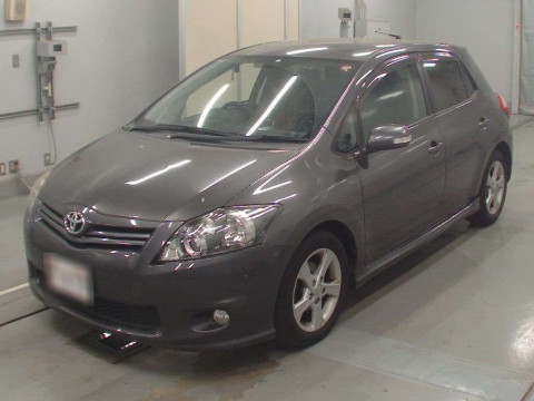 2010 Toyota Auris ZRE152H[0]